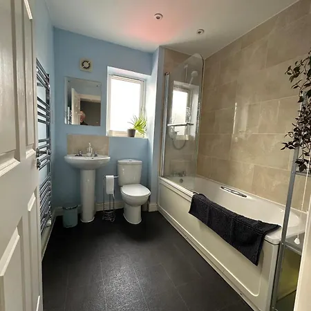 Two-bed In Knowle Bristol