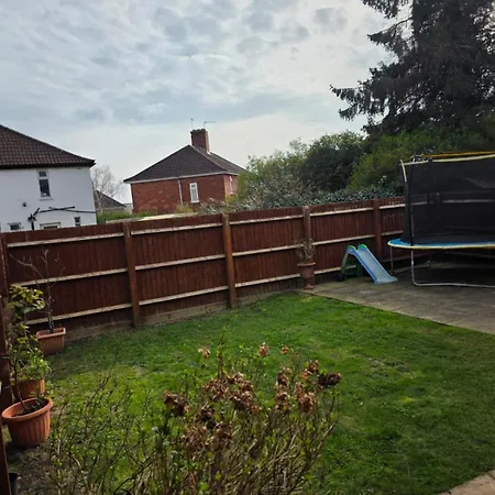 Two-bed In Knowle Holiday home Bristol
