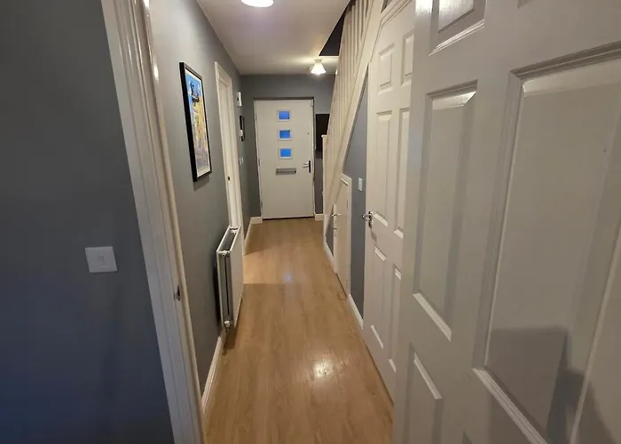 Two-bed In Knowle * Bristol